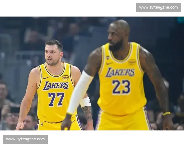 2016年骑士逆袭湖人精彩时刻回顾,历史性逆转成就辉煌之战 2016年骑士逆袭湖人精彩时刻回顾,历史性逆转成就辉煌之战